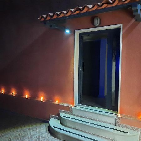 B&B Confine Como Exterior photo