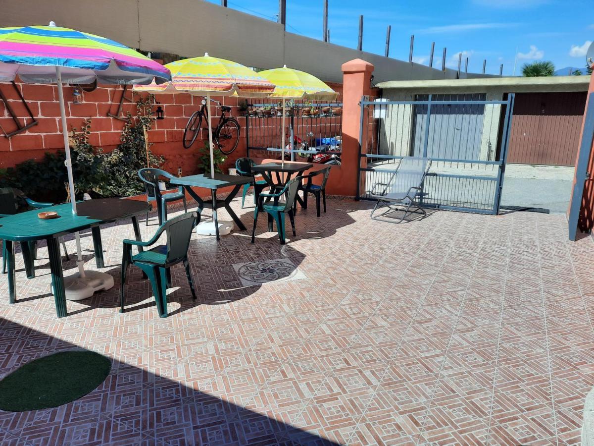 B&B Confine Como Exterior photo